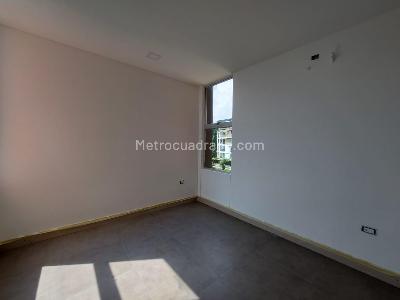 Apartamento de 3 alcobas en venta en Tejares, Cali, 123 m² · foto 3 de 13