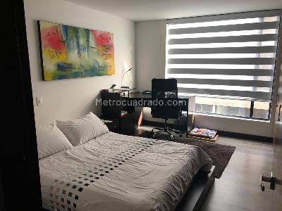 Apartamento de 2 alcobas en venta en Chico San Patricio, Bogotá, 88 m² · foto 10 de 13