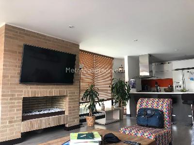 Apartamento de 2 alcobas en venta en Chico San Patricio, Bogotá, 88 m² · foto 2 de 13