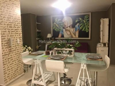 Apartamento de 2 alcobas en venta en Altos De Menga, Cali, 80 m² · foto 2 de 12