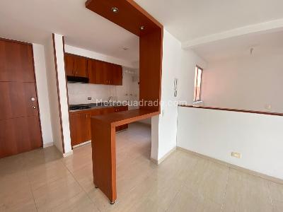 Apartamento de 2 alcobas en venta en Prados Del Norte, Cali, 58 m² · foto 2 de 16