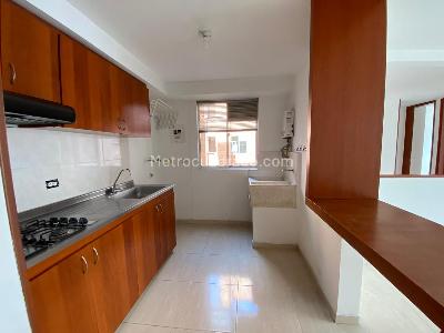 Apartamento de 2 alcobas en venta en Prados Del Norte, Cali, 58 m² · foto 3 de 16
