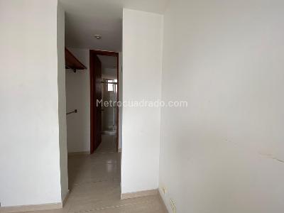 Apartamento de 2 alcobas en venta en Prados Del Norte, Cali, 58 m² · foto 8 de 16