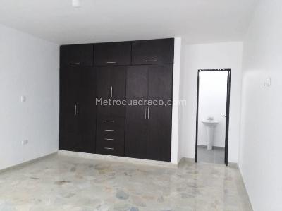 Apartamento de 5 alcobas en venta en San Alonso, Bucaramanga, 243 m² · foto 11 de 18