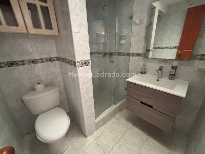 Casa de 5 alcobas en venta en Las Villas Niza, Bogotá, 330 m² · foto 7 de 17