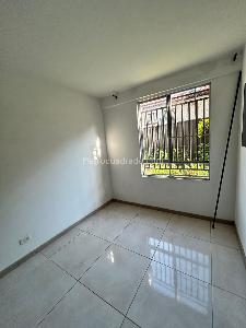 Apartamento de 3 alcobas en venta en Prados Del Norte, Cali, 74 m² · foto 12 de 15