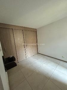 Apartamento de 3 alcobas en venta en Prados Del Norte, Cali, 74 m² · foto 8 de 15