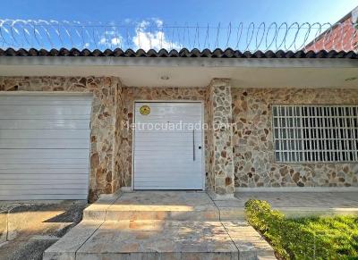 Casa de 3 alcobas en venta en La Flora, Cali, 308 m² · foto 4 de 12