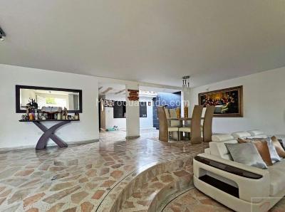 Casa de 3 alcobas en venta en La Flora, Cali, 308 m² · foto 8 de 12