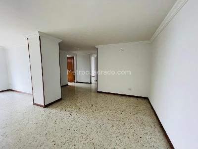 Apartamento de 3 alcobas en venta en El Ingenio, Cali, 119 m² · foto 14 de 16