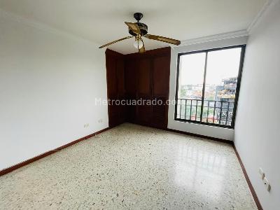Apartamento de 3 alcobas en venta en El Ingenio, Cali, 119 m² · foto 5 de 16