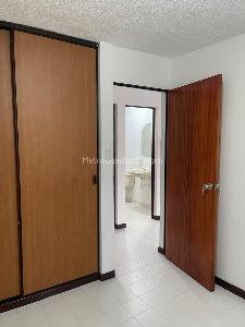 Apartamento de 3 alcobas en venta en Los Andes, Cali, 62 m² · foto 8 de 13