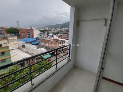 Apartamento en venta en Prados Del Norte, Cali · foto 12 de 18