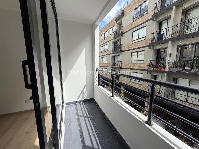 Apartamento de 2 alcobas en venta en Country Contador, Bogotá, 89 m² · foto 4 de 18