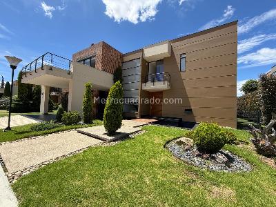 Casa de 4 alcobas en venta en Vereda Calahorra, Cajicá, 299 m² · foto 17 de 19