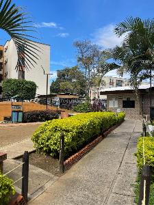 Apartamento de 3 alcobas en venta en Torres De Comfandi, Cali, 60 m² · foto 2 de 13