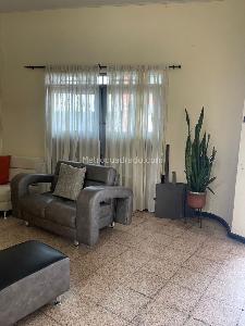 Casa en venta en Bretaña, Cali · foto 3 de 18