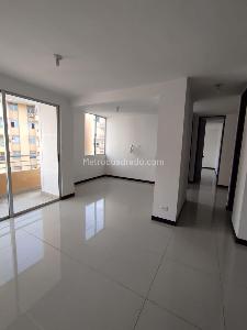 Apartamento de 2 alcobas en venta en La Flora, Cali, 63 m² · foto 2 de 10