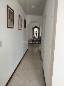 Apartamento en venta en Prados Del Norte, Cali · foto 2 de 16