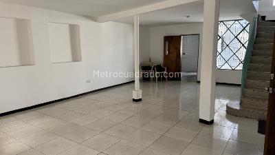 Casa de 5 alcobas en venta en Olaya Herrera, Bogotá, 299 m² · foto 10 de 20