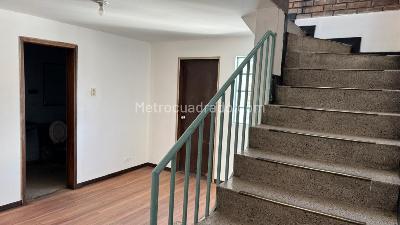 Casa de 5 alcobas en venta en Olaya Herrera, Bogotá, 299 m² · foto 16 de 20