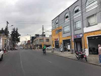 Casa de 3 alcobas en venta en Rafael Uribe, Bogotá, 450 m² · foto 18 de 20