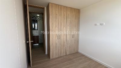 Apartamento de 3 alcobas en arriendo en San Jose Obrero, Bogotá, 80 m² · foto 8 de 20