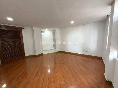 Apartamento de 2 alcobas en venta en Chapinero Alto, Bogotá, 59 m² · foto 5 de 20