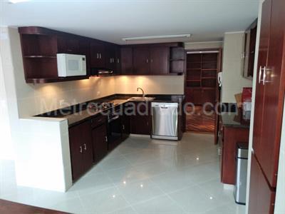 Casa de 3 alcobas en venta en Chico Museo, Bogotá, 220 m² · foto 3 de 20