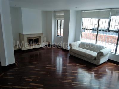 Casa de 3 alcobas en venta en Chico Museo, Bogotá, 220 m² · foto 5 de 20
