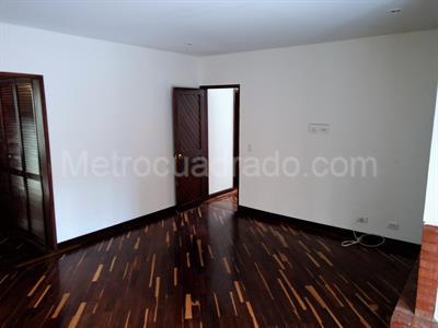 Casa de 3 alcobas en venta en Chico Museo, Bogotá, 220 m² · foto 18 de 20