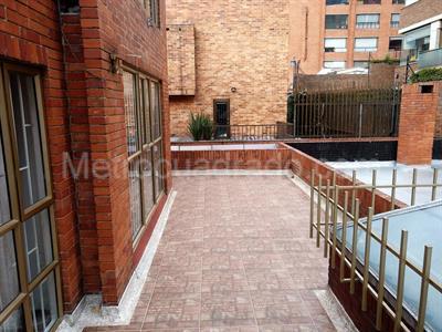 Casa de 3 alcobas en venta en Chico Museo, Bogotá, 220 m² · foto 6 de 20