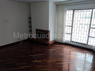 Casa de 3 alcobas en venta en Chico Museo, Bogotá, 220 m² · foto 14 de 20