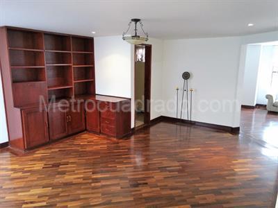 Casa de 3 alcobas en venta en Chico Museo, Bogotá, 220 m² · foto 13 de 20