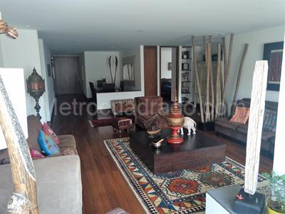 Apartamento de 3 alcobas en venta en Santa Paula, Bogotá, 172 m² · foto 2 de 20