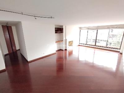Apartamento de 3 alcobas en venta en Santa Barbara, Bogotá, 144 m² · foto 2 de 20