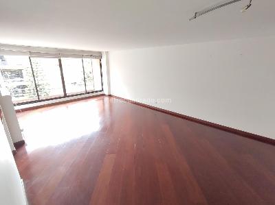 Apartamento de 3 alcobas en venta en Santa Barbara, Bogotá, 144 m² · foto 4 de 20
