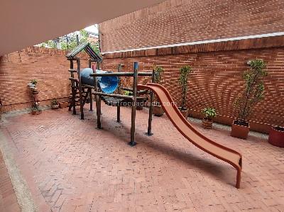 Apartamento de 3 alcobas en venta en Santa Barbara, Bogotá, 144 m² · foto 20 de 20