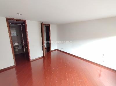 Apartamento de 3 alcobas en venta en Santa Barbara, Bogotá, 144 m² · foto 8 de 20