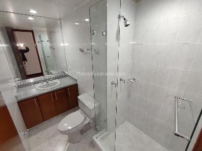 Apartamento de 3 alcobas en venta en Santa Barbara, Bogotá, 144 m² · foto 11 de 20