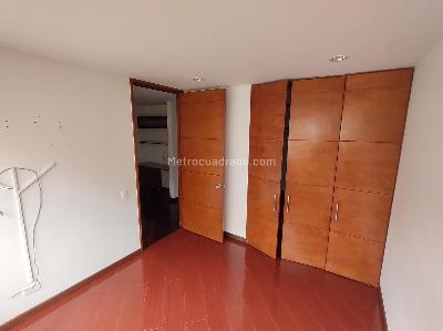 Apartamento de 3 alcobas en venta en Santa Barbara, Bogotá, 144 m² · foto 13 de 20