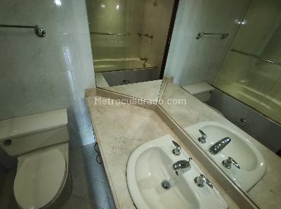 Apartamento en venta en Santa Barbara, Bogotá · foto 13 de 20