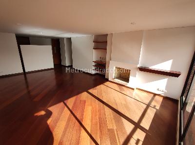 Apartamento en venta en Santa Barbara, Bogotá · foto 3 de 20