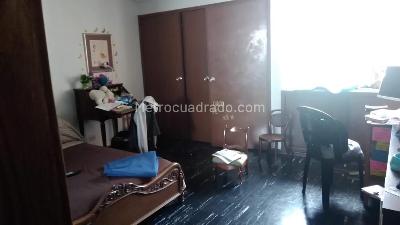 Casa de 4 alcobas en venta en Pasadena, Bogotá, 243 m² · foto 11 de 20