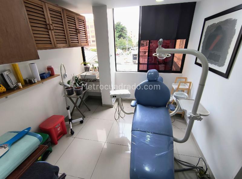 Consultorio en Venta, SANTA BARBARA OCCIDENTAL, Bogotá D.C. - Więcej