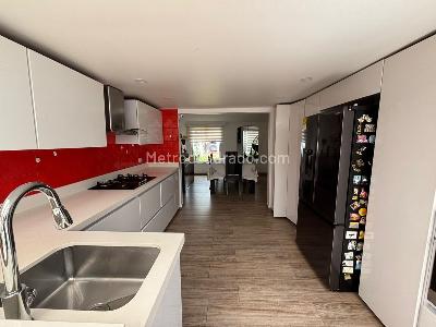 Casa de 3 alcobas en venta en Recreo De Los Frailes Batan, Bogotá, 239 m² · foto 6 de 20