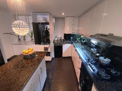 Apartamento de 3 alcobas en venta en La Carolina, Bogotá, 152 m² · foto 17 de 20