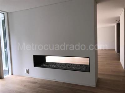 Apartamento de 4 alcobas en venta en Refugio Alto, Bogotá, 363 m² · foto 13 de 20