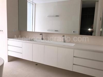 Apartamento de 4 alcobas en venta en Refugio Alto, Bogotá, 363 m² · foto 19 de 20