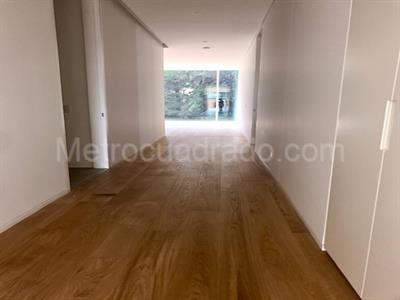 Apartamento de 4 alcobas en venta en Refugio Alto, Bogotá, 363 m² · foto 15 de 20